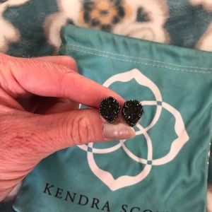 Kendra Scott Tessa Earrings in black drusy